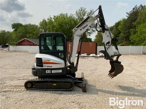 2013 bobcat e35 mini excavator 33 hp|bobcat e35 specs chart.